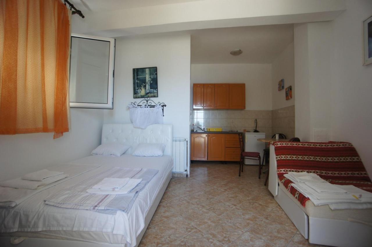 Vila Vito Appartement Dobra Voda Buitenkant foto